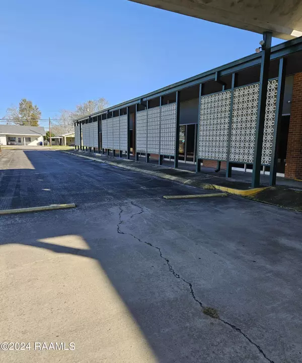 Rayne, LA 70578,301 S Chevis ST