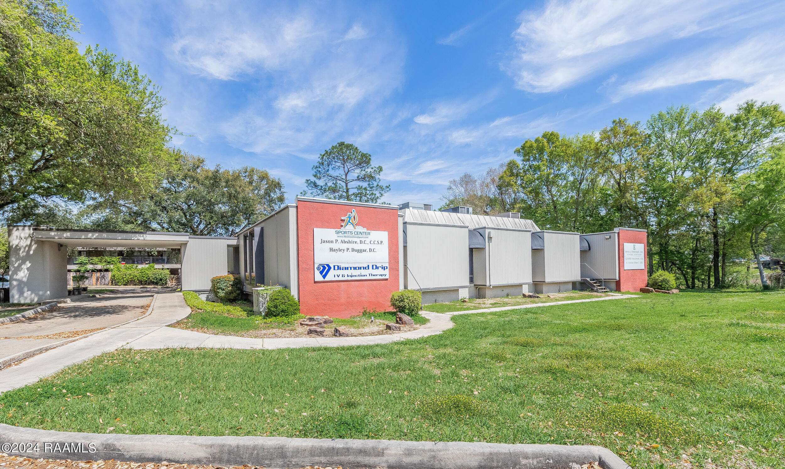 1105 S College RD, Lafayette, LA 70503