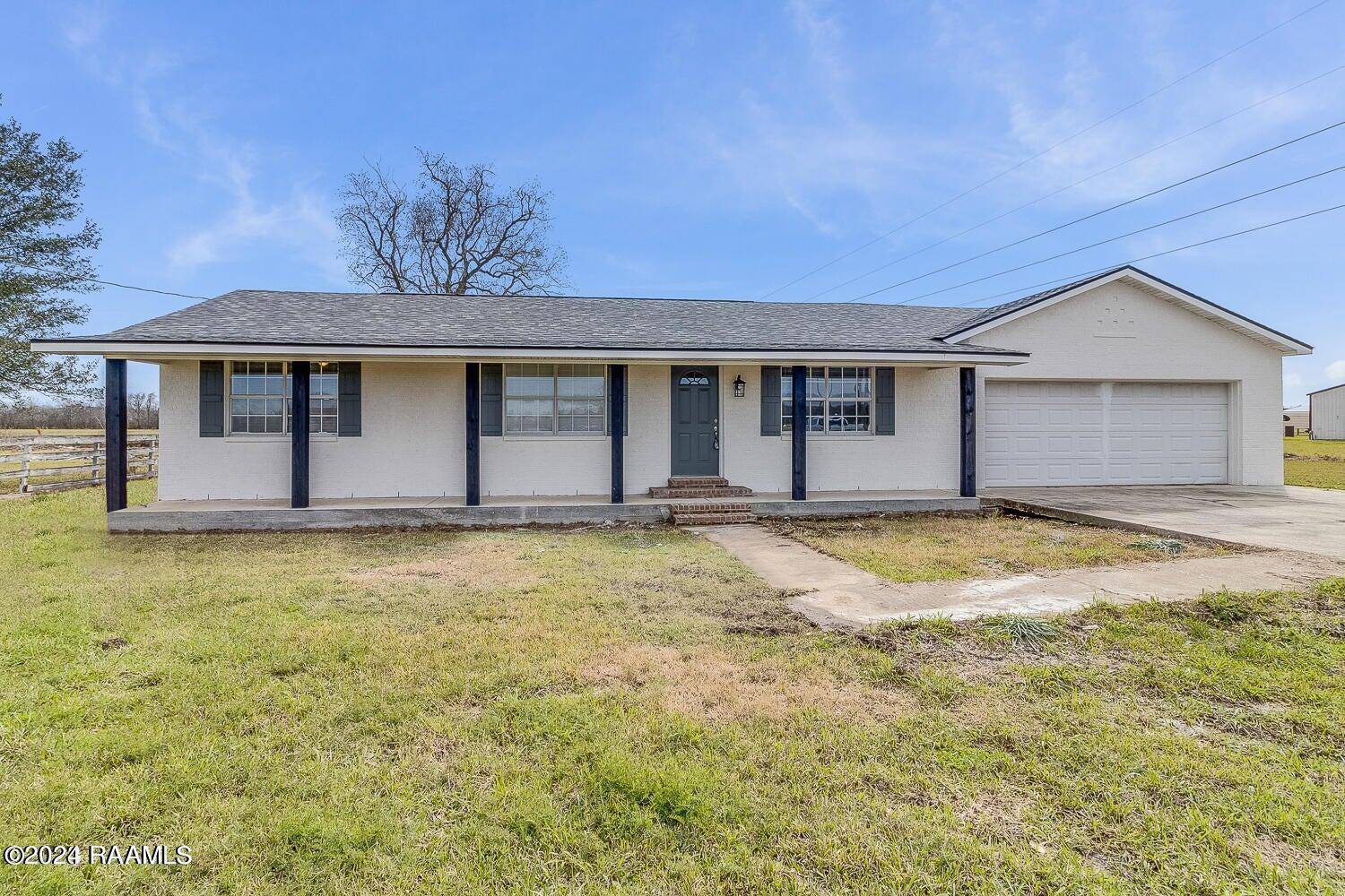1123 Lake Martin RD, Breaux Bridge, LA 70517