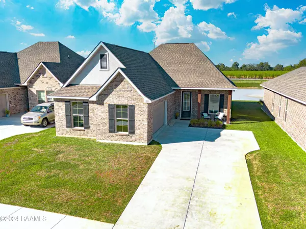 119 Ridley LN, Youngsville, LA 70592