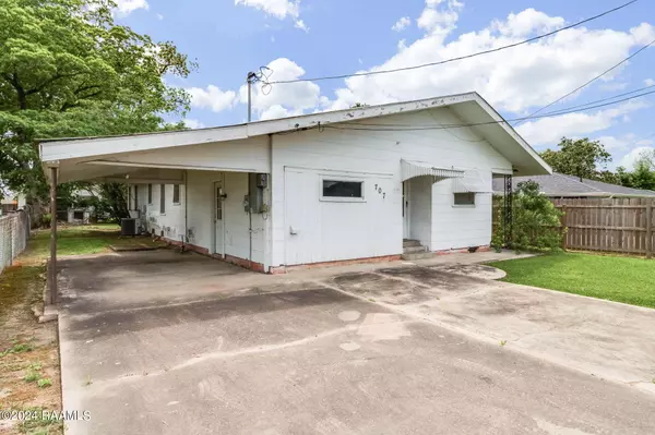 Rayne, LA 70578,707 2nd ST