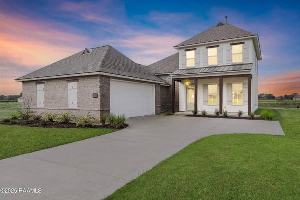304 Sweet Harvest RD, Youngsville, LA 70592