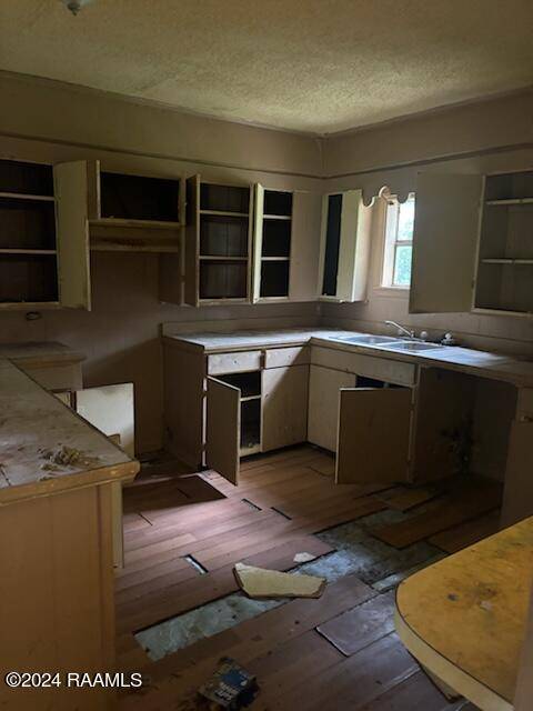 New Iberia, LA 70560,1010 E Pershing ST