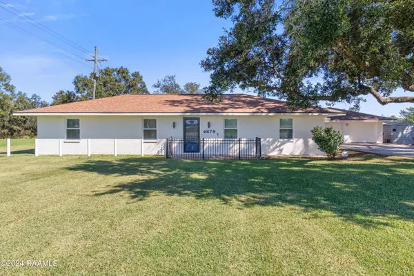 4879 Main, St. Martinville, LA 70582