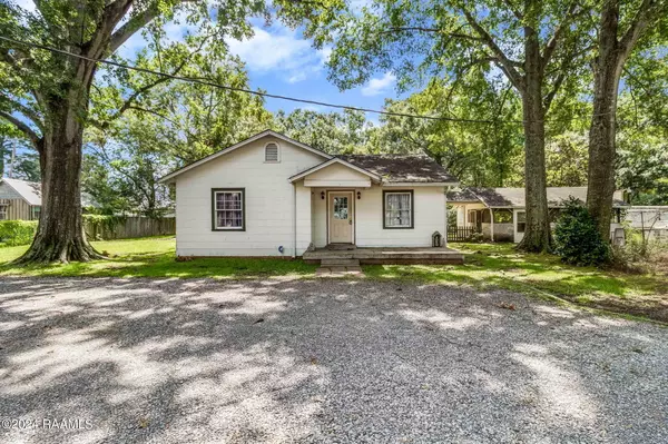 4140 N University, Carencro, LA 70520