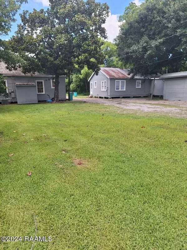 Opelousas, LA 70570,1225 W South ST