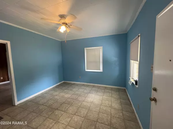 Opelousas, LA 70570,626 S Oak