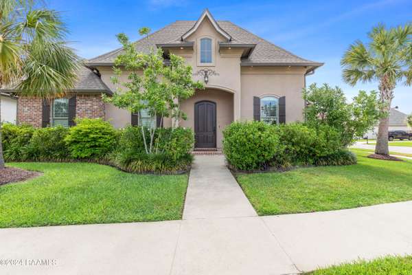 100 Cascade Palm, Youngsville, LA 70592