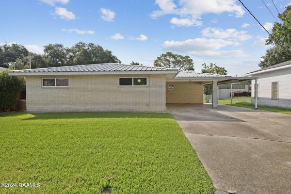 1607 French, New Iberia, LA 70560