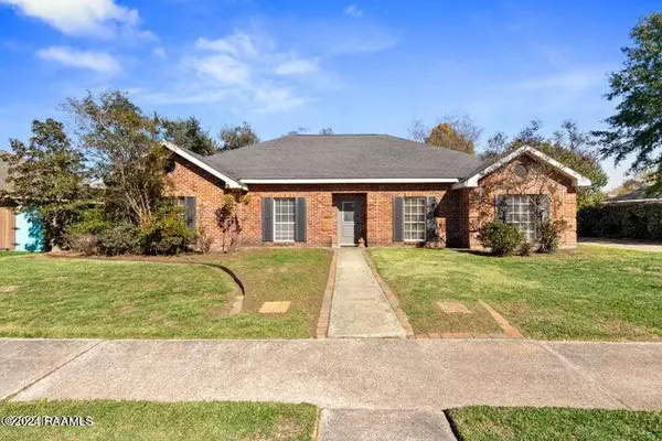 112 Hermitage, Lafayette, LA 70503