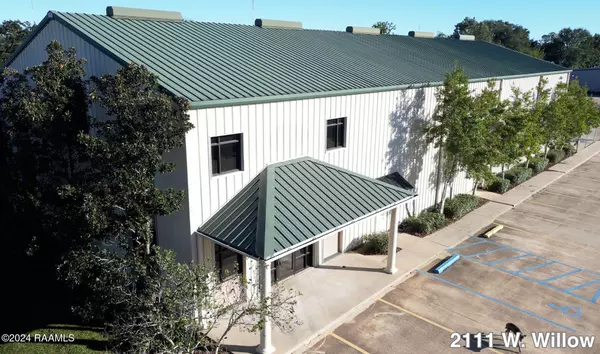2111 W Willow ST, Lafayette, LA 70507