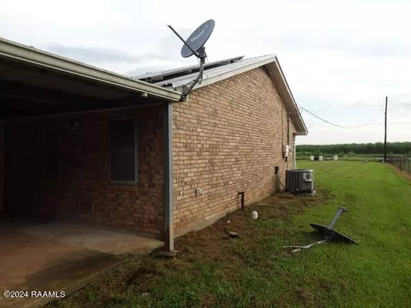 Jeanerette, LA 70544,10945 Hwy 87