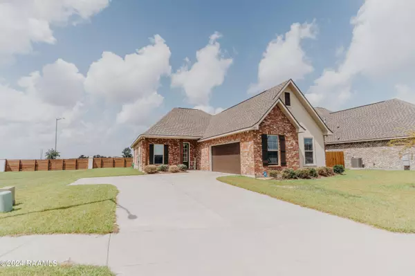 317 Archer, Youngsville, LA 70592