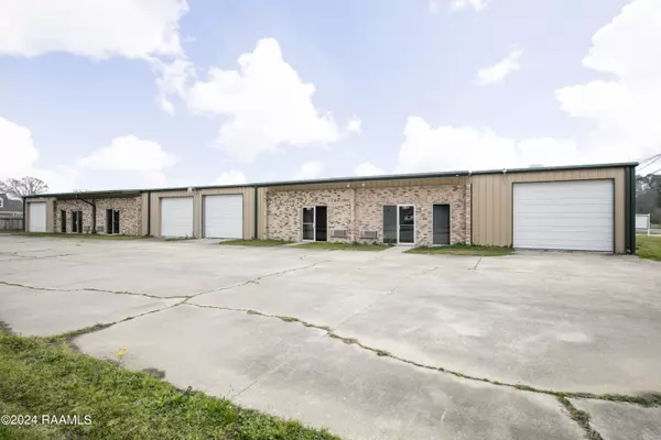 862 Ridge #B, Duson, LA 70529