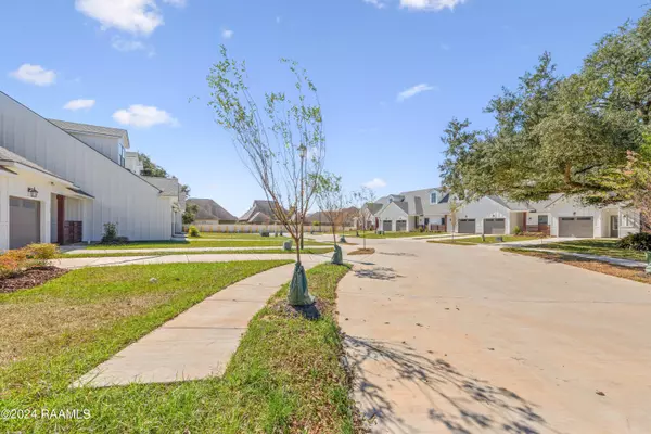 Youngsville, LA 70592,100 Foster Grove