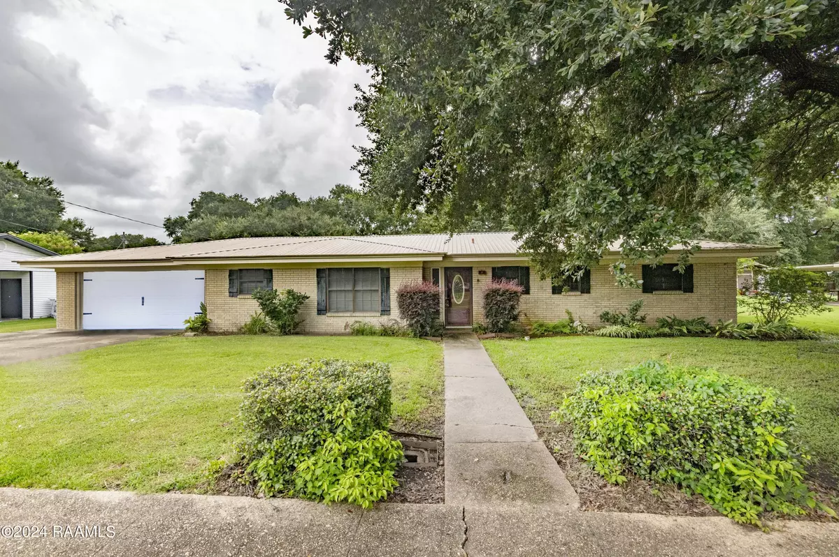 Jeanerette, LA 70544,701 Landry