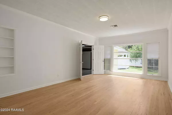 Lafayette, LA 70503,215 Dickens ST