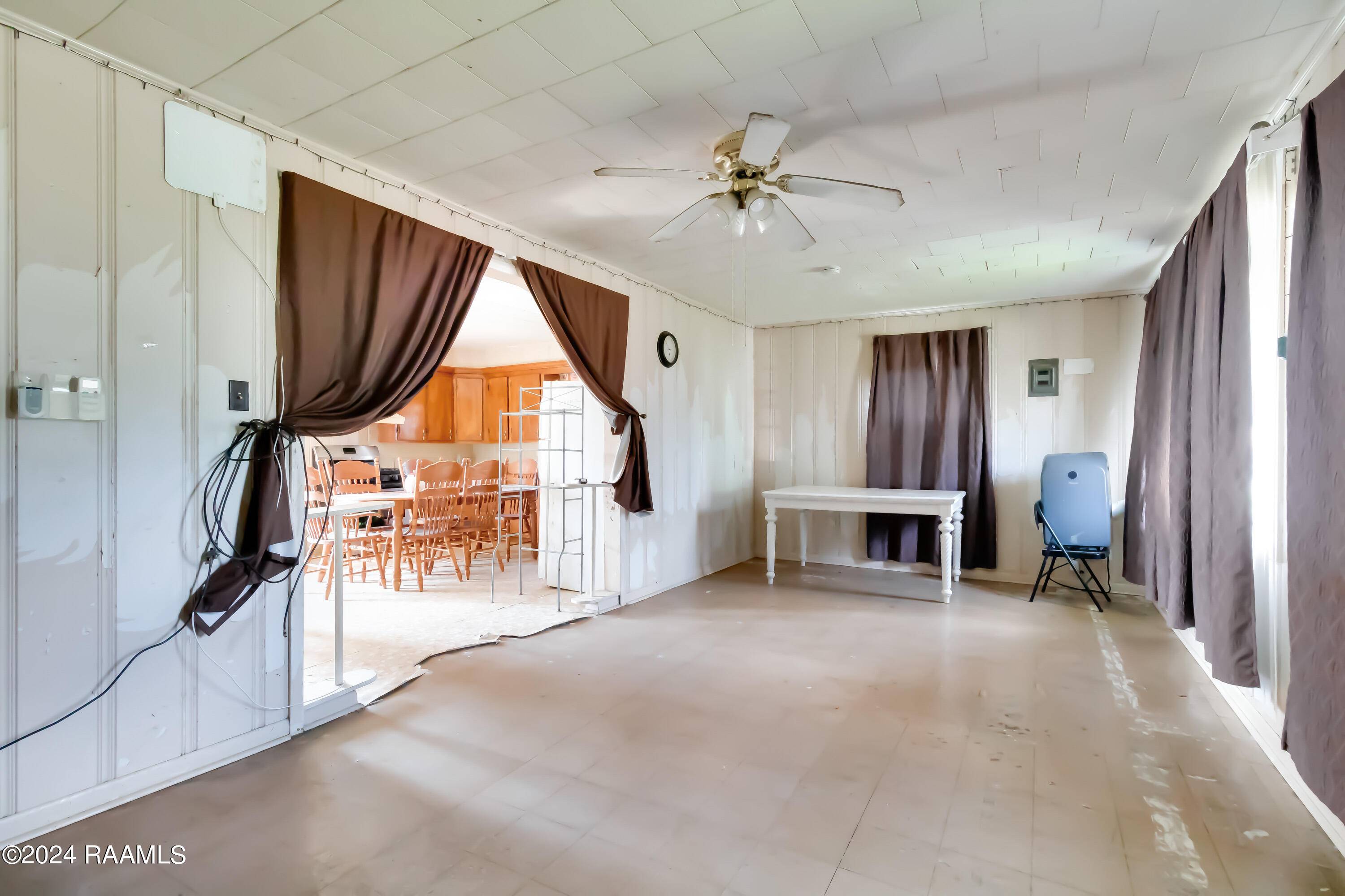 St. Martinville, LA 70582,911 N Martin Luther King Jr DR