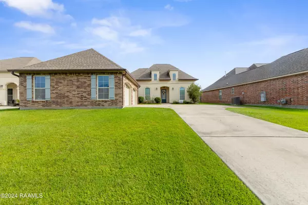 204 Meadowland, Lafayette, LA 70507