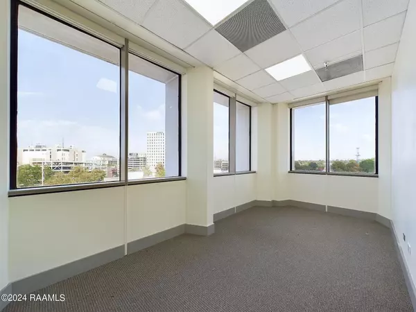 Lafayette, LA 70501,905 Jefferson ST #505