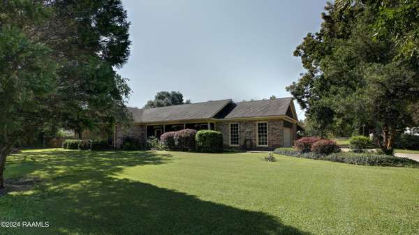 2000 Sugar Mill, New Iberia, LA 70563