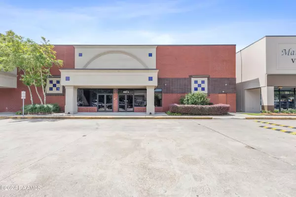 Lafayette, LA 70503,3814 Ambassador Caffery Pkwy #A