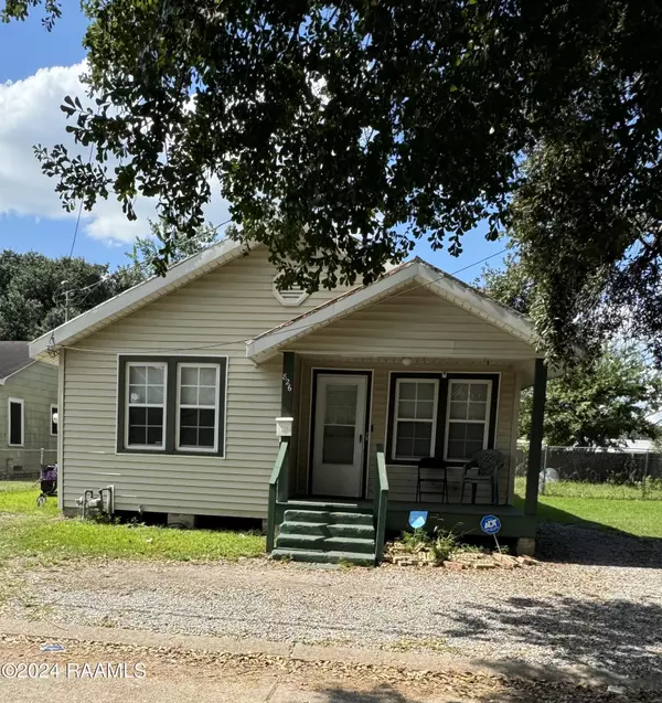 826 Henshaw, New Iberia, LA 70560