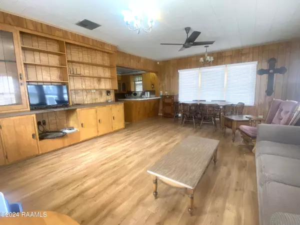 Eunice, LA 70535,300 N 6th ST