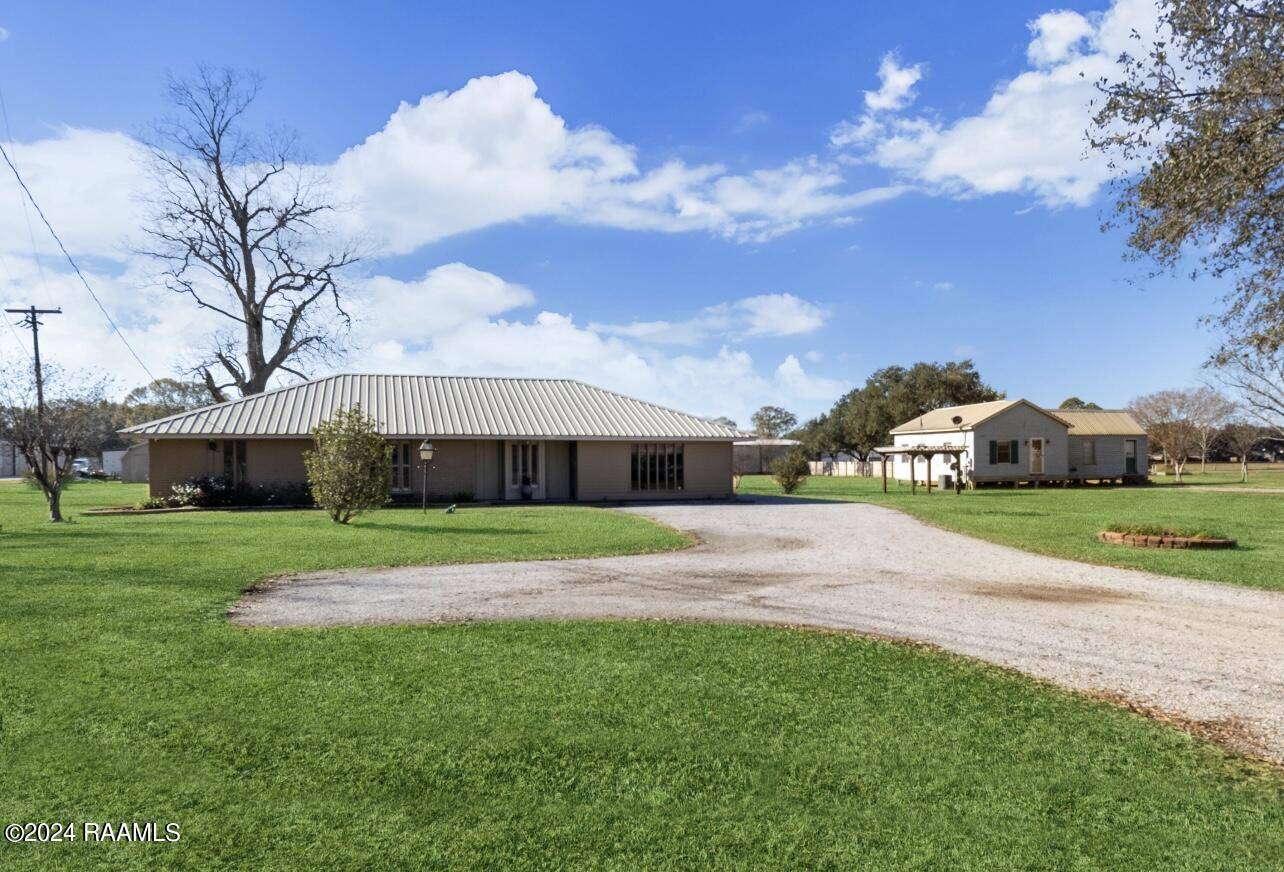 Lafayette, LA 70503,616 E Broussard RD