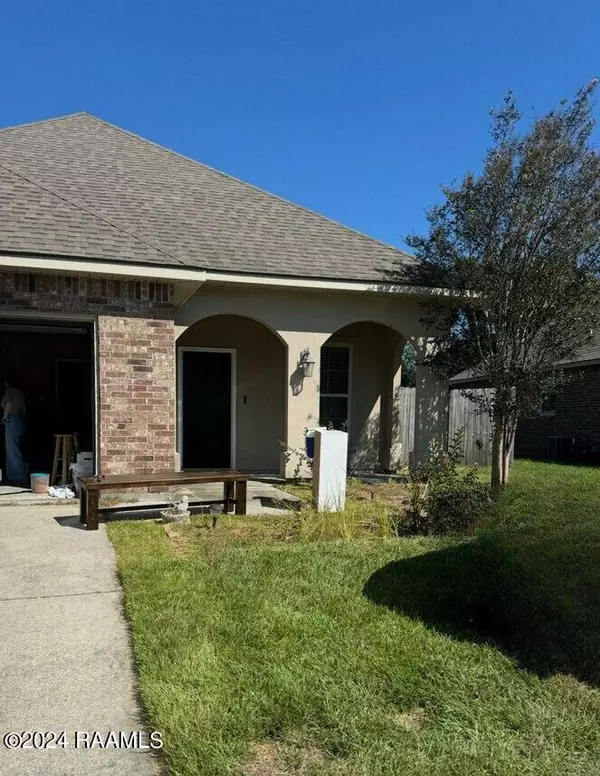 9255 Redwood Lake, Zachary, LA 70791