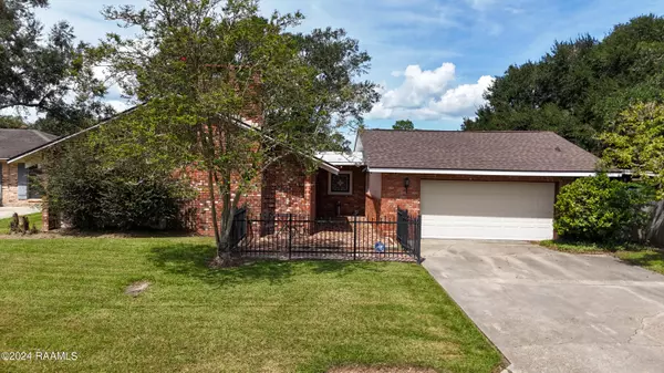 212 Hogan, Berwick, LA 70342