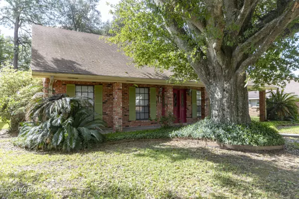Franklin, LA 70538,106 Briarwood Dr.