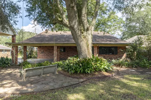 Franklin, LA 70538,106 Briarwood Dr.