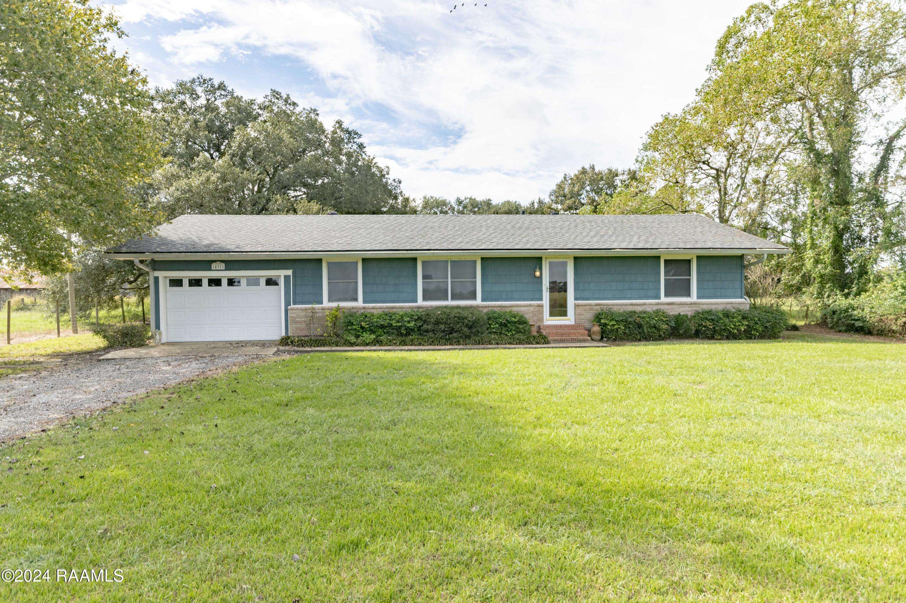 14311 William RD, Kaplan, LA 70548