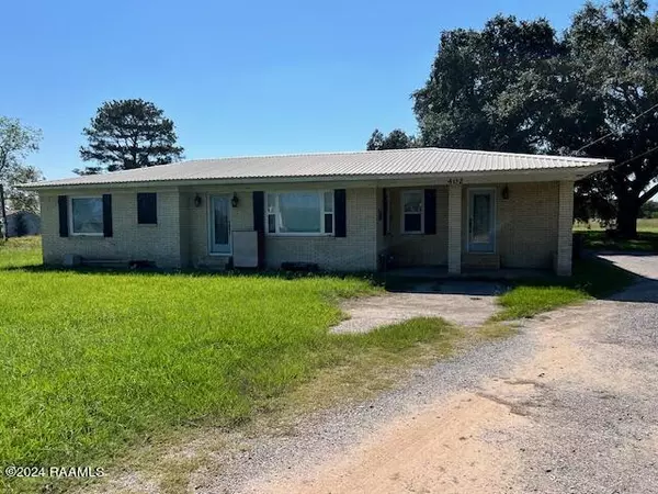 402 Lake Dauterive, Loreauville, LA 70552