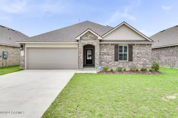 142 Broussard Hill, Broussard, LA 70518