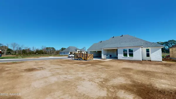 Broussard, LA 70518,100 Fountain Meadow