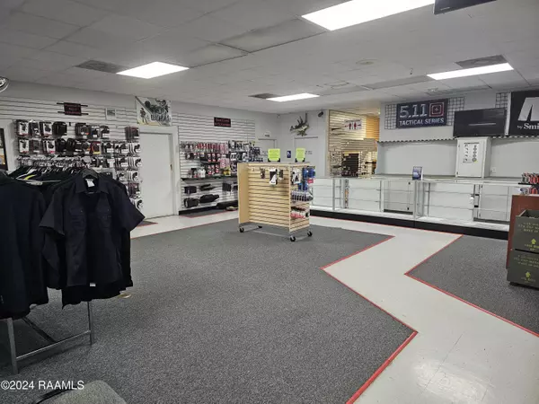 Lafayette, LA 70507,218 Four Park RD