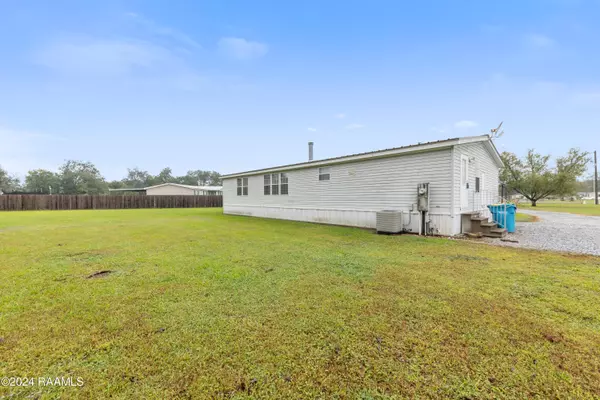 Arnaudville, LA 70512,1100 Lena