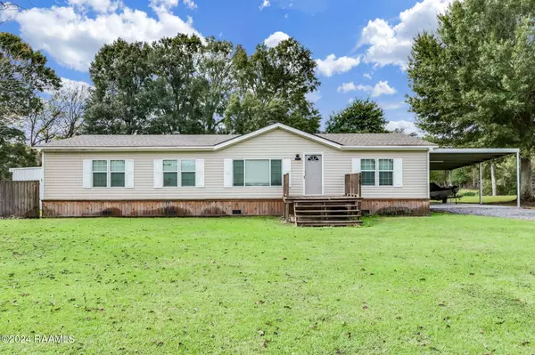 225 Horseshoe, Krotz Springs, LA 70750