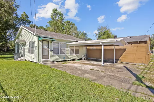 512 French, New Iberia, LA 70563