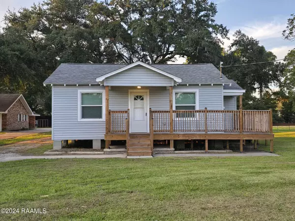 3374 Grand Point, Breaux Bridge, LA 70517