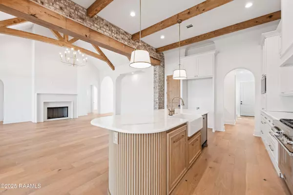 Lafayette, LA 70508,301 Gunter Grass CT