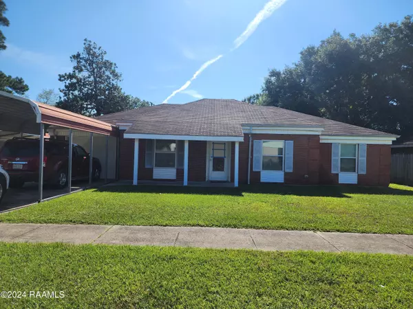 1823 George DR, Opelousas, LA 70570