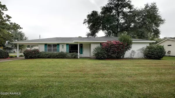 130 Willis, Opelousas, LA 70570