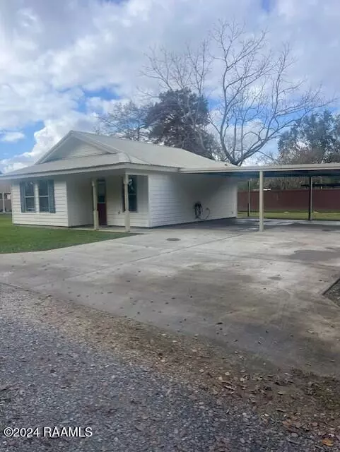 St. Martinville, LA 70582,1431 Old Spanish Trail