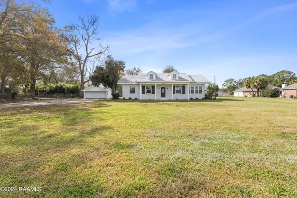 Breaux Bridge, LA 70517,950 S Poydras