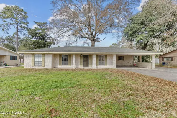 1209 Attakapas, Opelousas, LA 70570