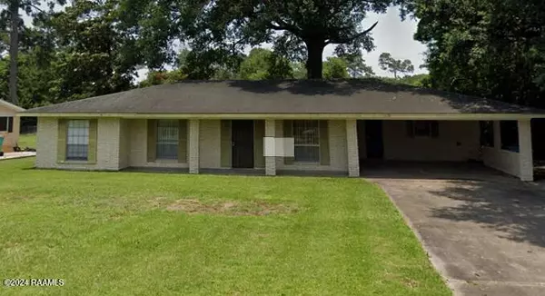 1209 Attakapas, Opelousas, LA 70570