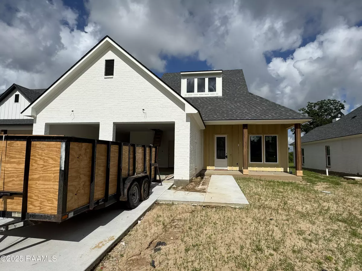Broussard, LA 70518,112 Fountain Meadow DR